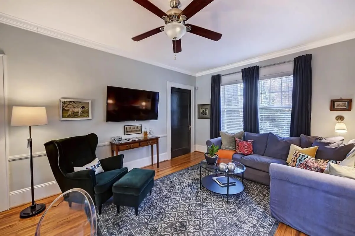 Holiday home Chic Comfortable 2Br With Porch Near Dilworth Charlotte