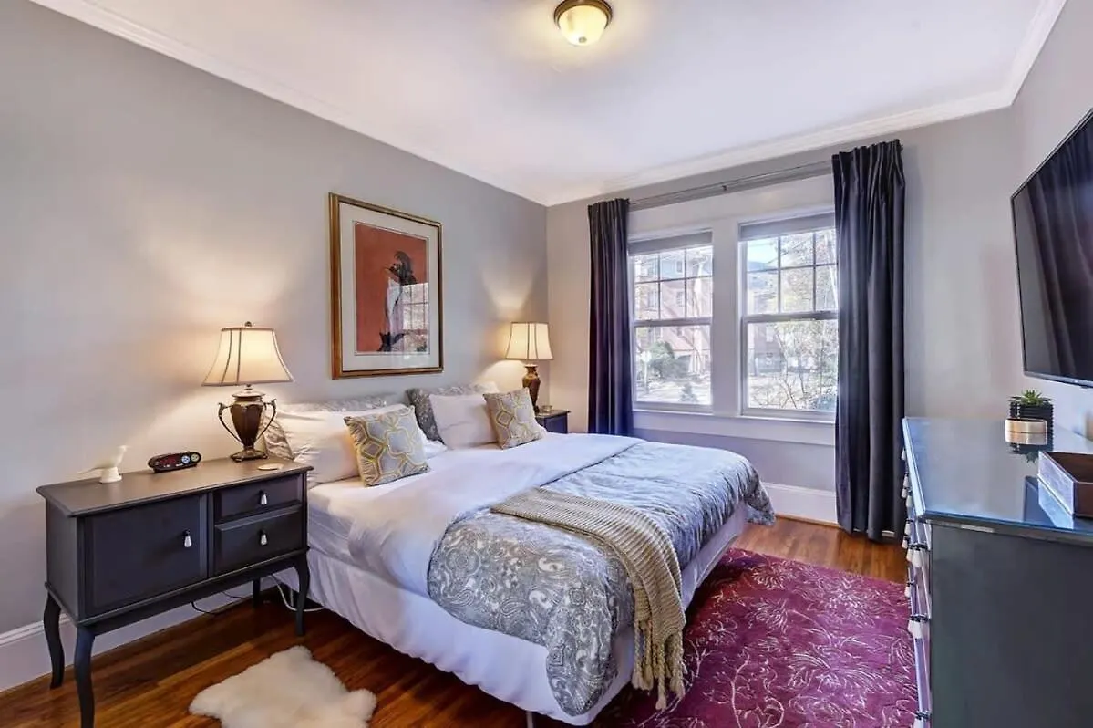 Holiday home Chic Comfortable 2Br With Porch Near Dilworth Charlotte