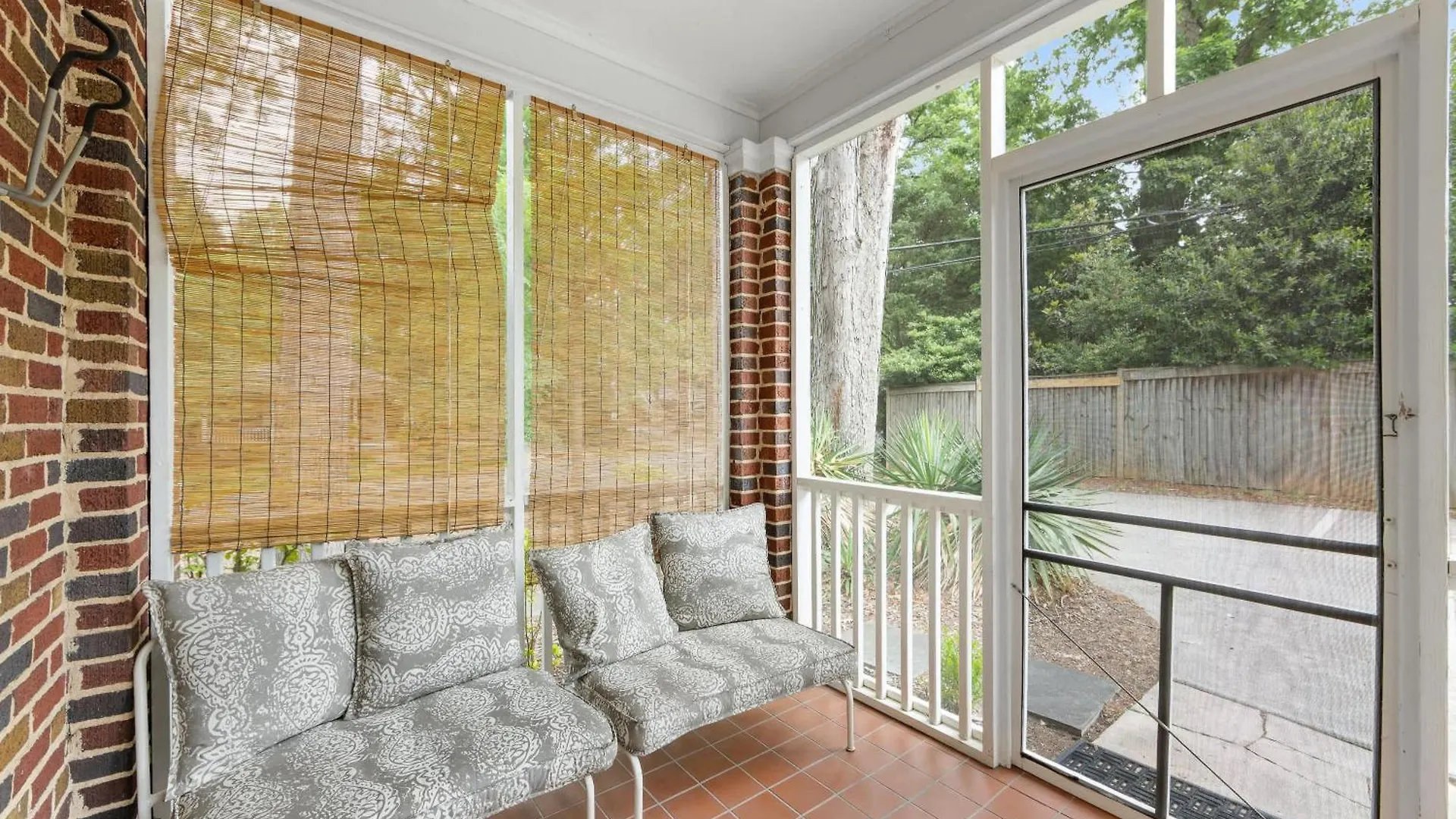 Holiday home Chic Comfortable 2Br With Porch Near Dilworth Charlotte
